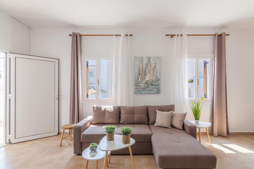 Geo'S Lovely Two Bedroom Island Apartment ゴウヴァイ エクステリア 写真