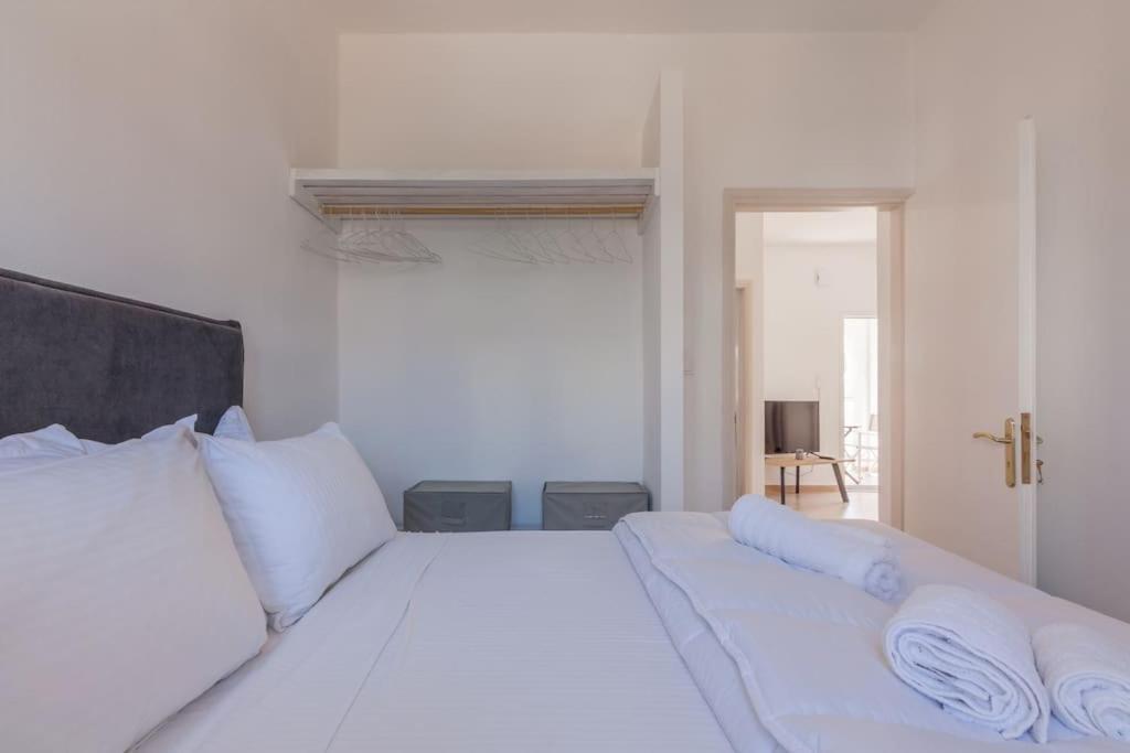 Geo'S Lovely Two Bedroom Island Apartment ゴウヴァイ エクステリア 写真
